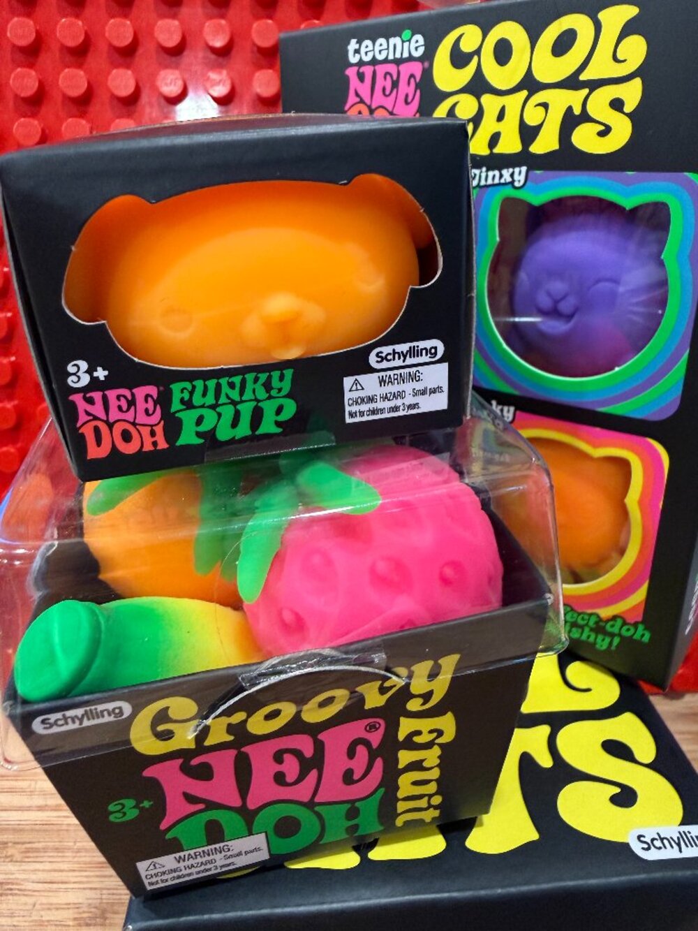 NEW! ๐ Orange SUPER CAT 4 PACK! ๐ w/ SUPER COOL CAT & GROOVY FRUIT - Picture 2 of 7